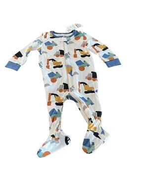 Lamaze Organic Truck Print Soft Footed Sleeper Pajamas Infant Size 9 Months
